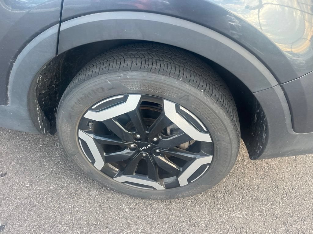 2024 Kia Telluride S - Photo 9