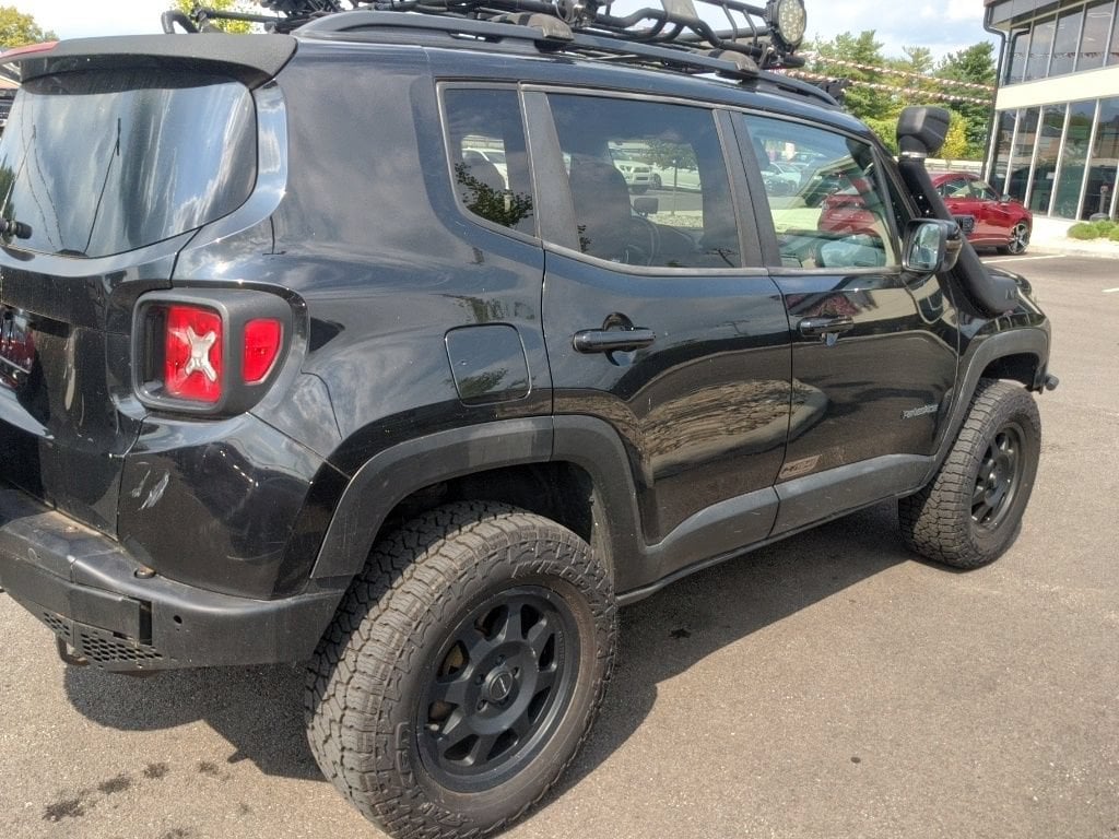 2017 Jeep Renegade Altitude Package - Photo 10