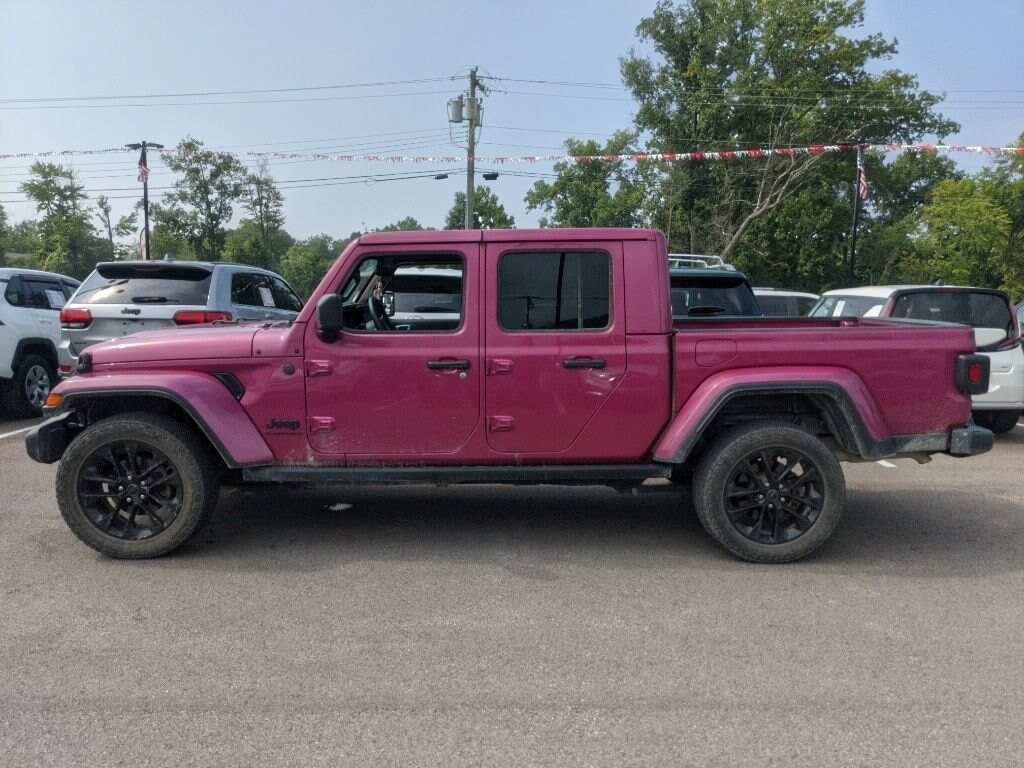 Used 2024 Jeep Gladiator