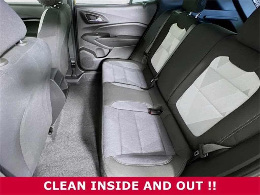 Used 2024 Chevrolet Trax SUV