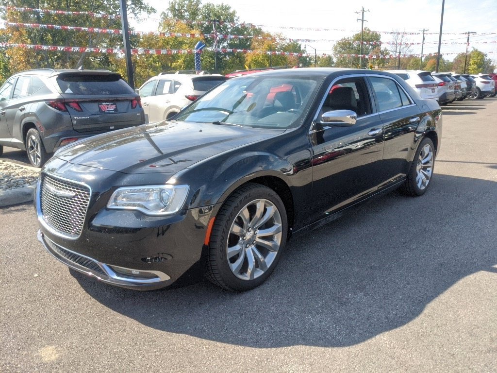 2019 Chrysler 300
