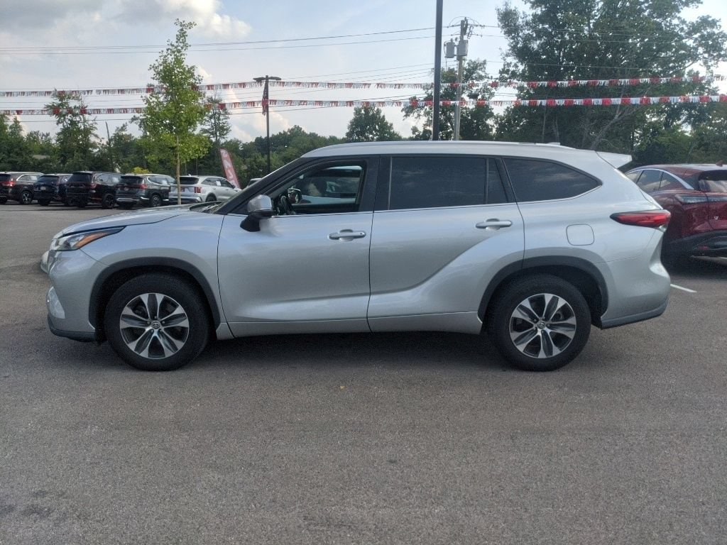 Used 2020 Toyota Highlander