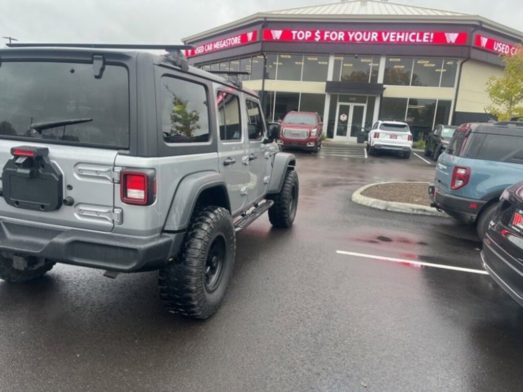 Used 2021 Jeep Wrangler