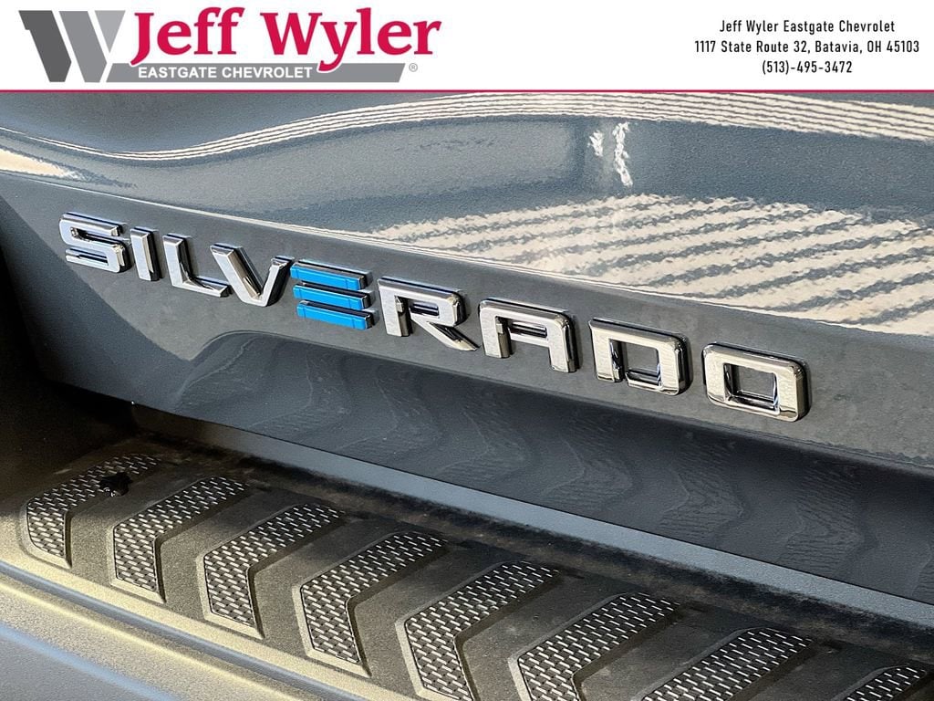 2026 Chevrolet Silverado EV LT - Photo 32