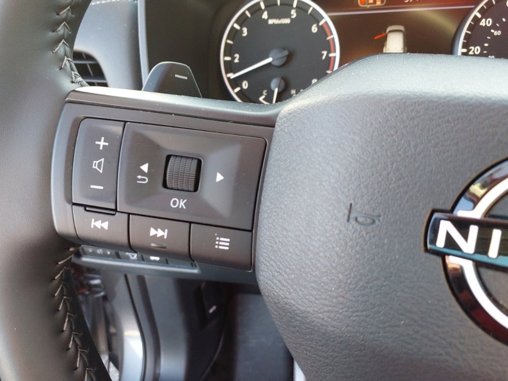 2026 Nissan Rogue Dark Armor - Photo 21