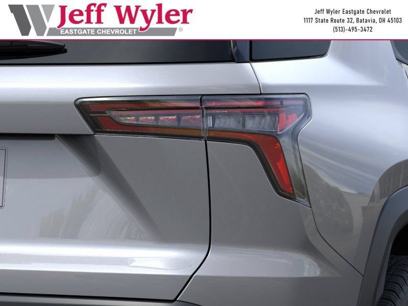 2027 Chevrolet Equinox LT - Photo 11