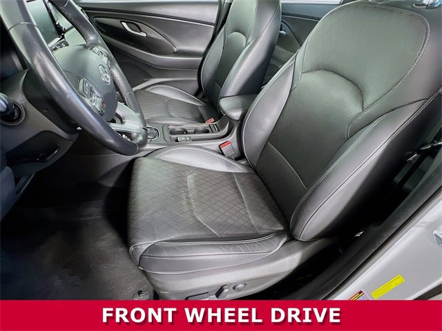 2018 Hyundai Elantra GT photo 3