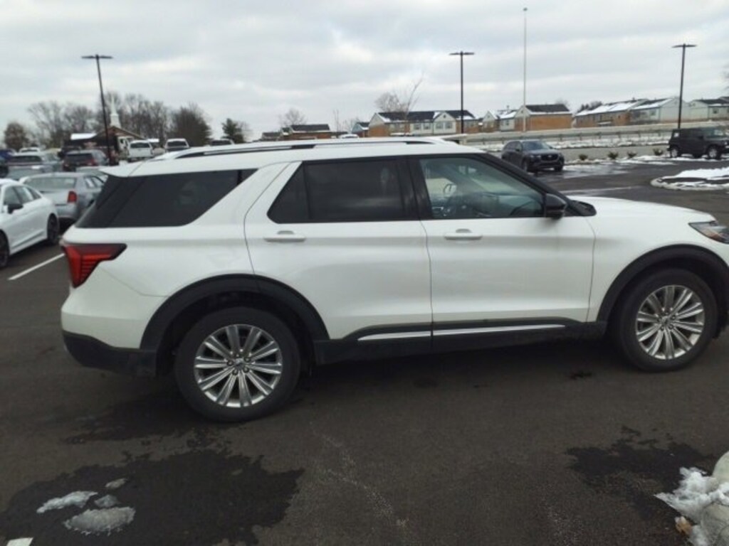 Used 2025 Ford Explorer