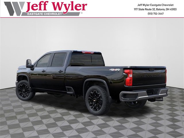 2026 Chevrolet Silverado 2500HD LT photo 3