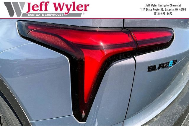 2025 Chevrolet Blazer EV LT - Photo 13