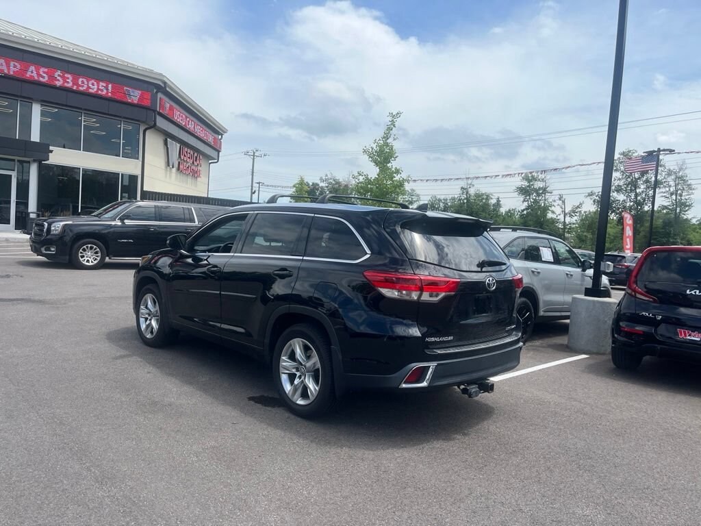 Used 2017 Toyota Highlander