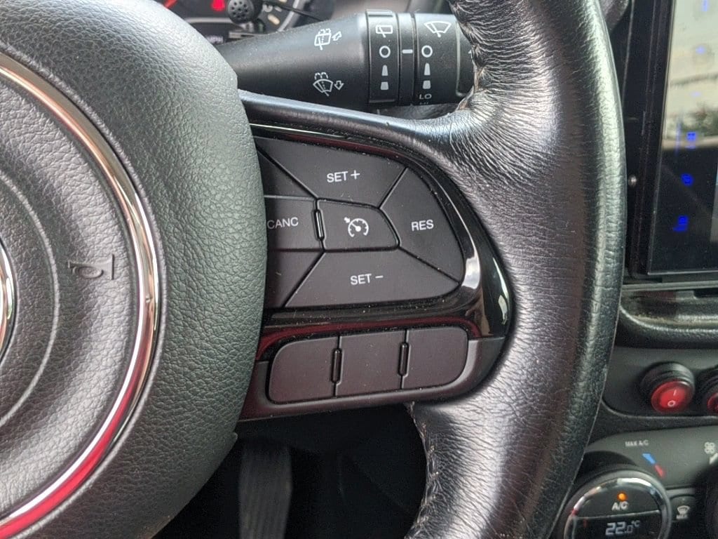 2017 Jeep Renegade Altitude Package - Photo 22