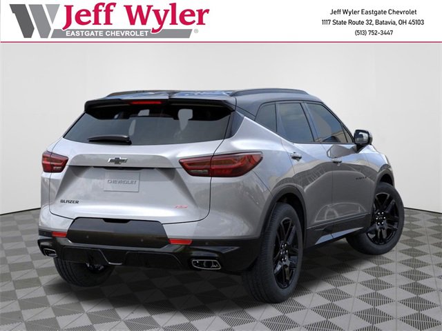 2025 Chevrolet Blazer RS photo 4