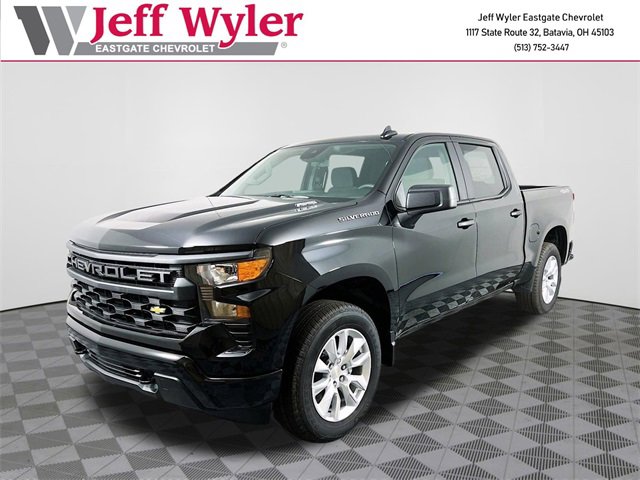 2026 Chevrolet Silverado 1500 Custom photo 2