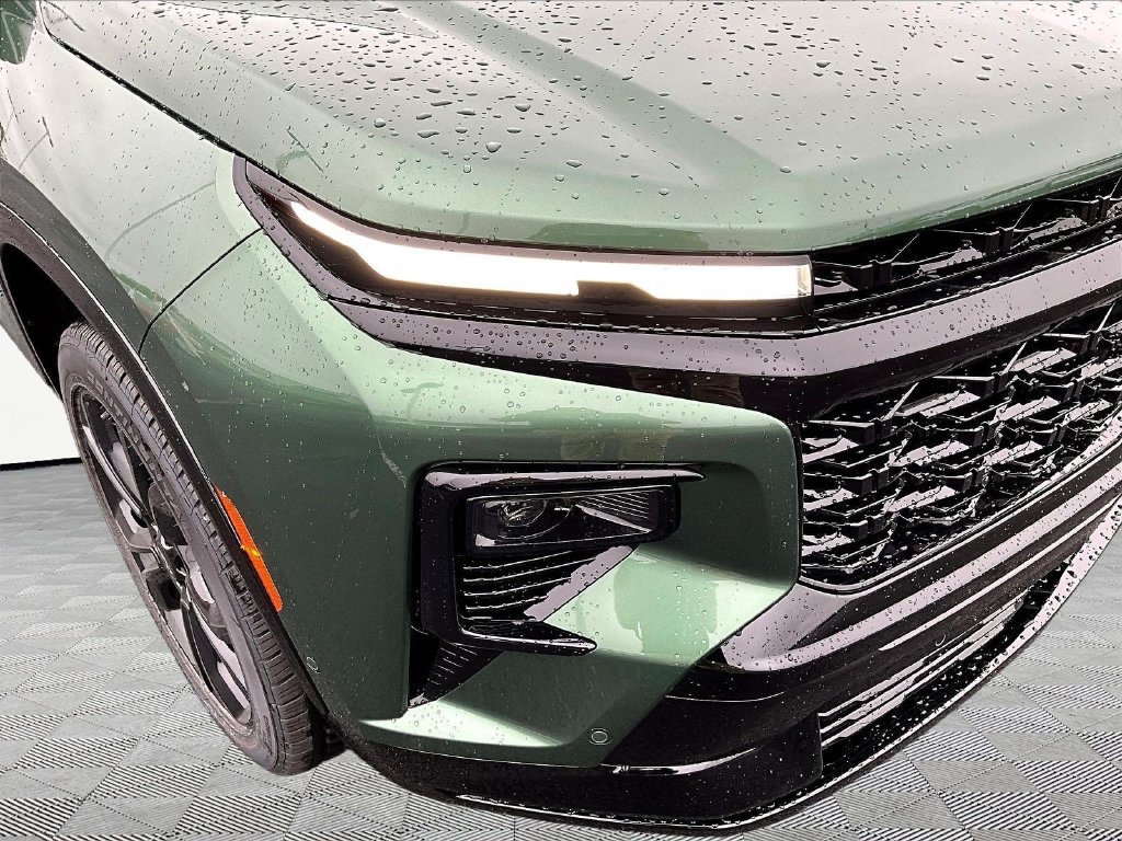 2027 Chevrolet Traverse RS - Photo 7