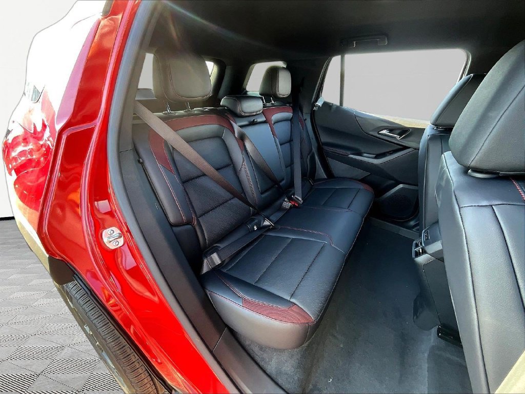 2027 Chevrolet Equinox RS - Photo 19