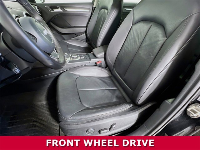2015 Audi A3 1.8T Premium Plus photo 3