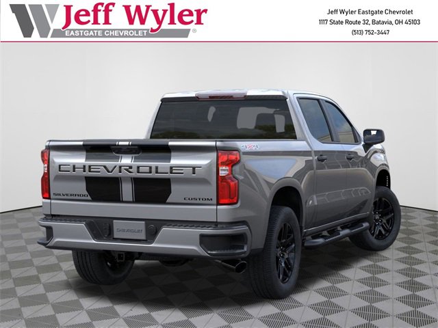 2026 Chevrolet Silverado 1500 Custom photo 4