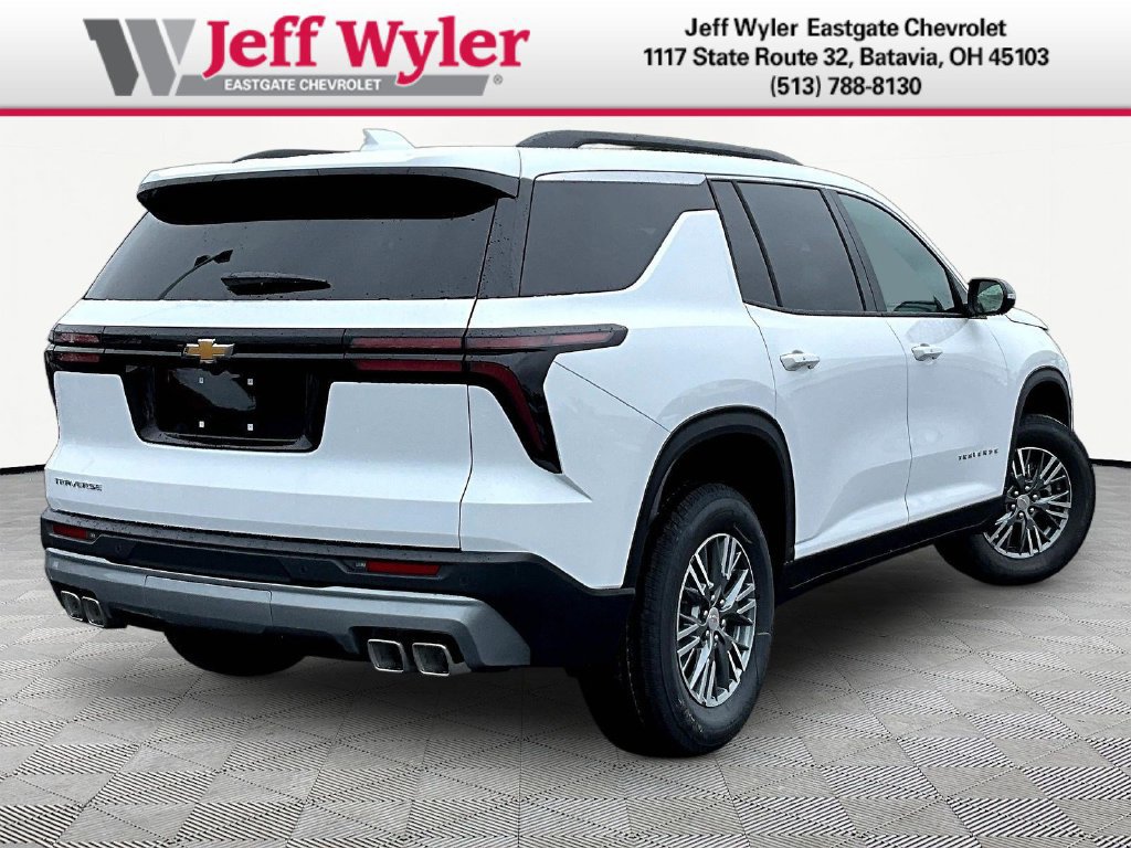 2027 Chevrolet Traverse LT - Photo 6