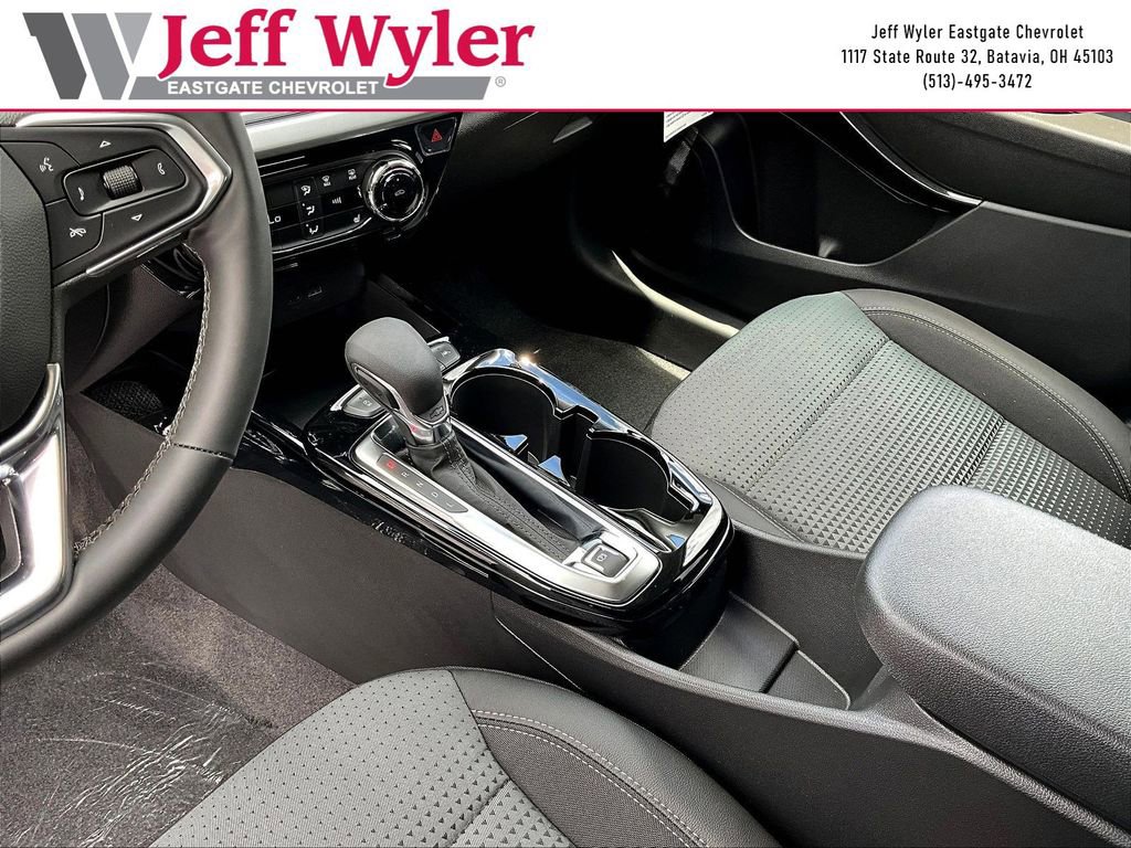 2026 Chevrolet Trax LT - Photo 11