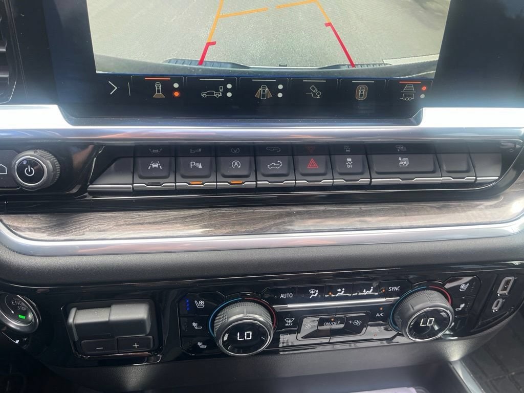 2025 Chevrolet Silverado 1500 LTZ - Photo 23