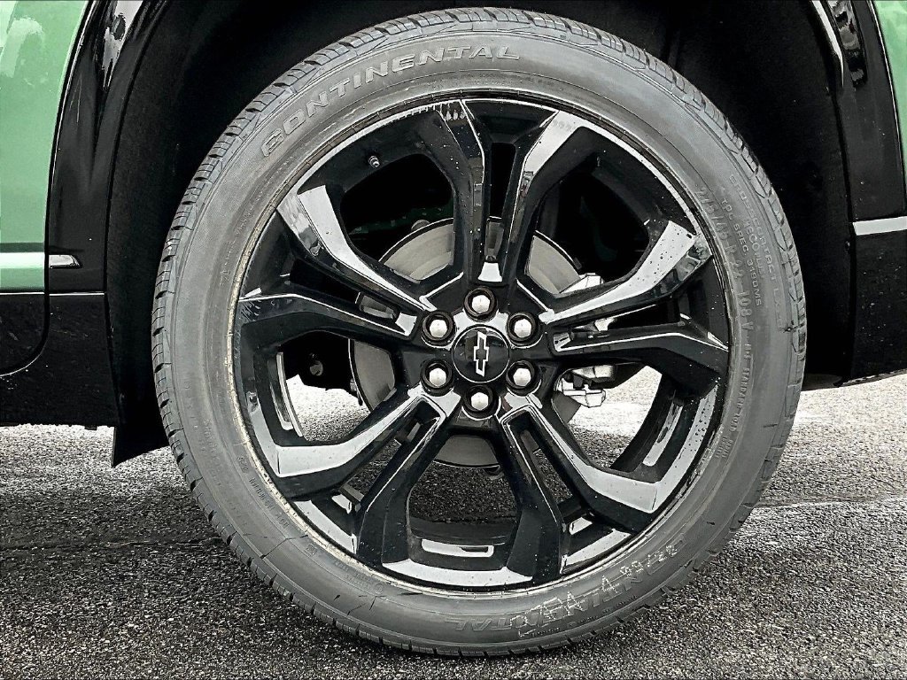 2027 Chevrolet Traverse RS - Photo 22