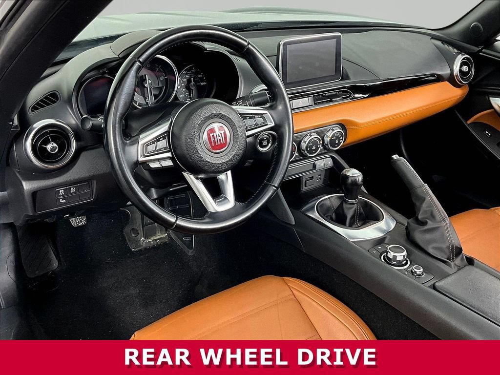 2019 FIAT 124 Spider Lusso - Photo 15