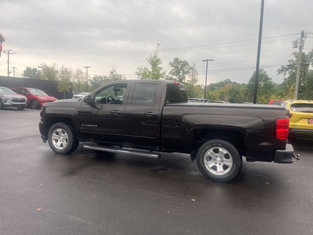 2018 Chevrolet Silverado 1500 LT photo 3
