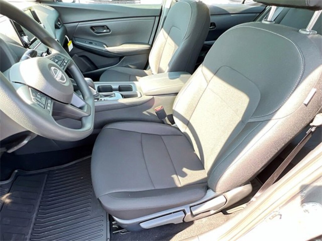 Used 2025 Nissan Sentra