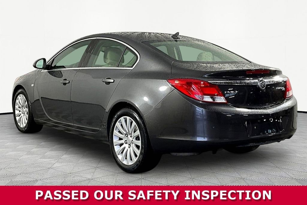Used 2011 Buick Regal Car