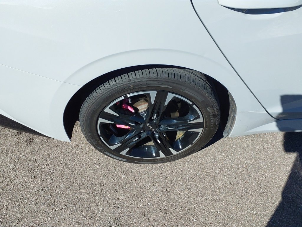 2022 Kia K5 GT-Line - Photo 8