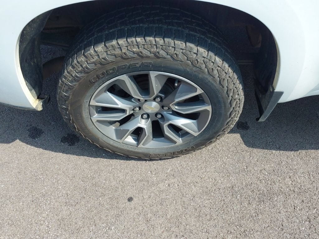2019 Chevrolet Silverado 1500 LT - Photo 8