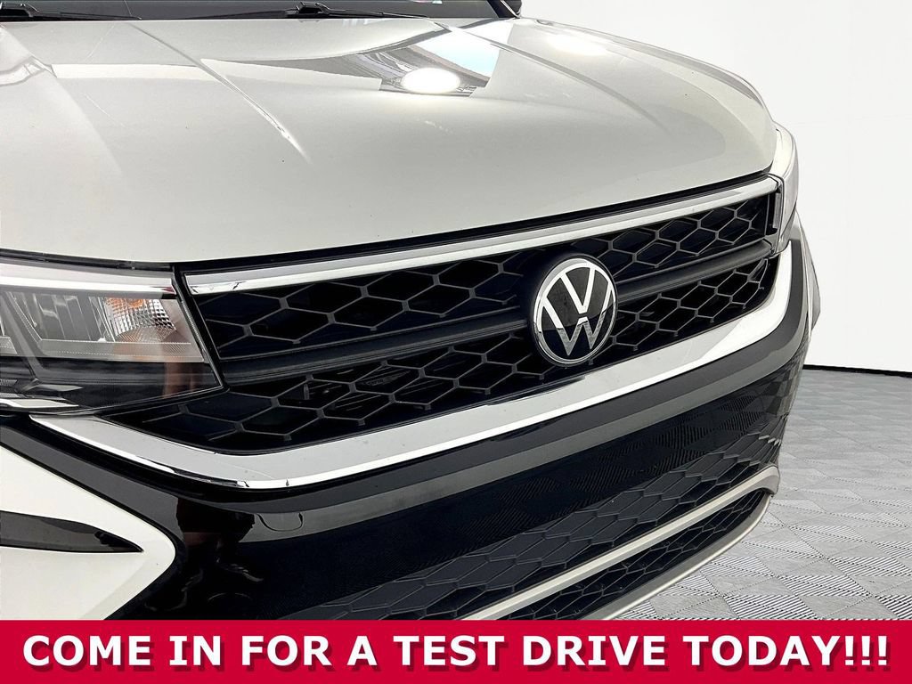 2022 Volkswagen Taos S - Photo 30
