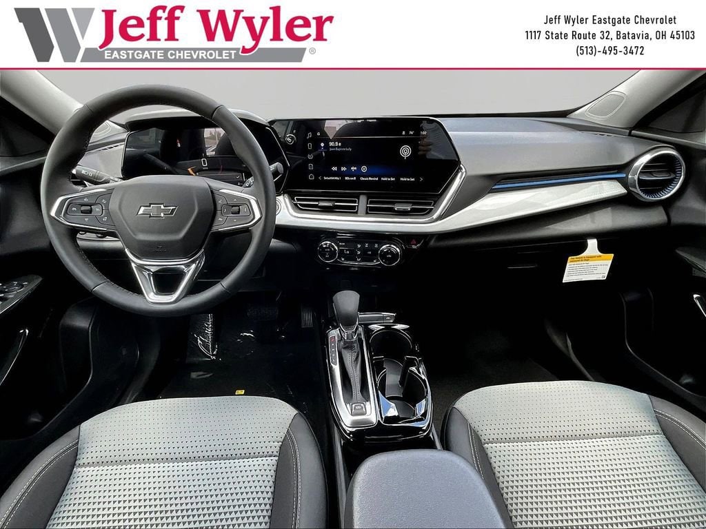 2026 Chevrolet Trax LT - Photo 9