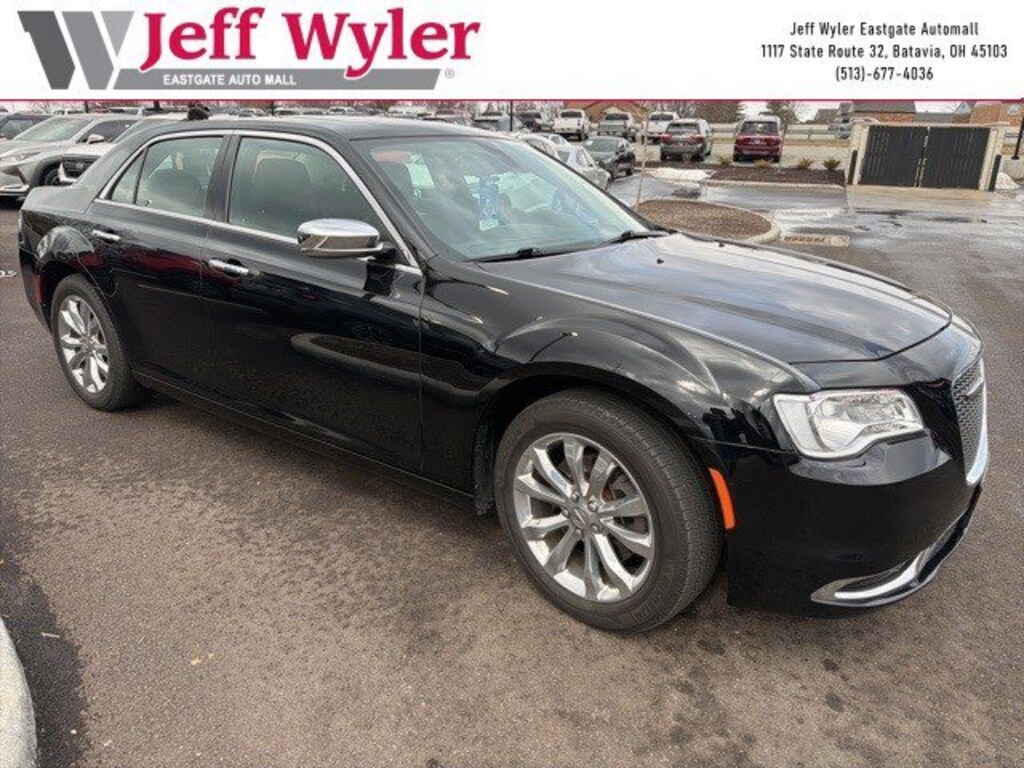 Used 2017 Chrysler 300