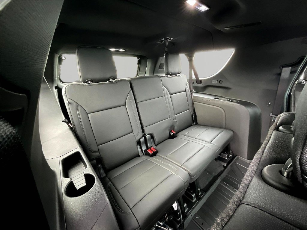 2026 Chevrolet Suburban Z71 - Photo 19