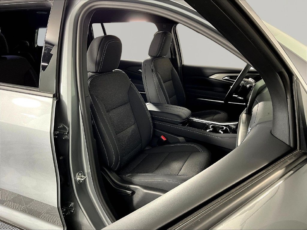 2026 Chevrolet Traverse LT - Photo 17