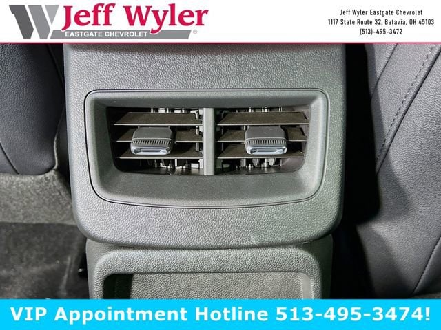 2025 Chevrolet Equinox EV RS - Photo 24