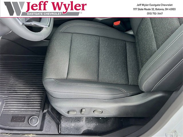 2026 Chevrolet Traverse photo 3