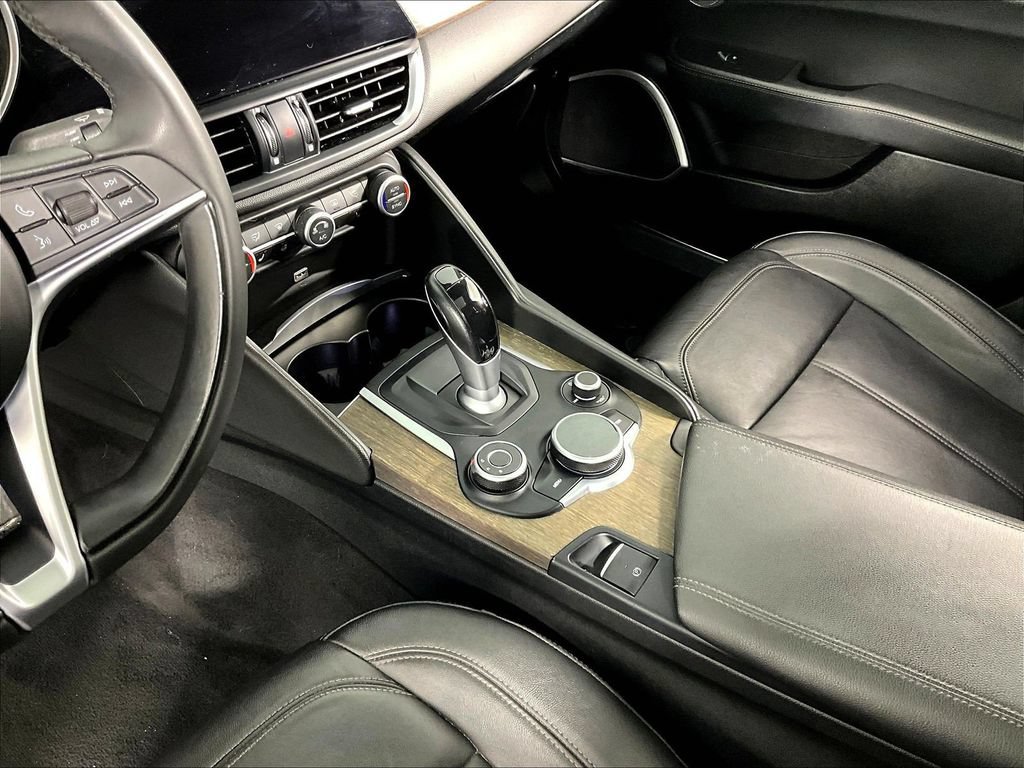 2019 Alfa Romeo Giulia Ti - Photo 18