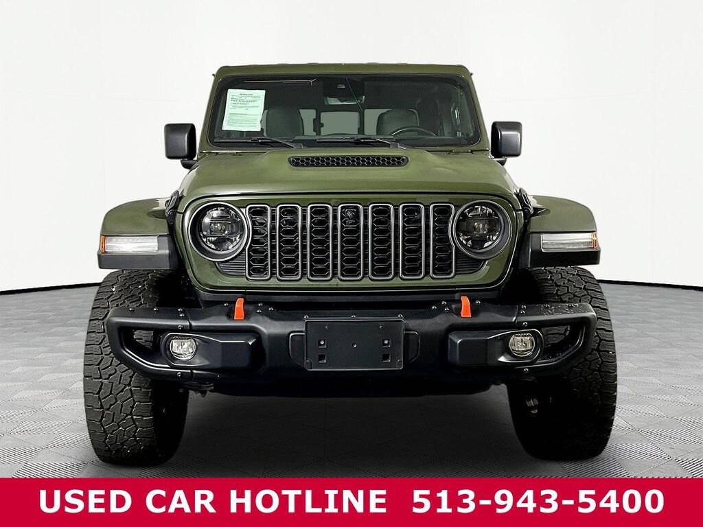 Used 2024 Jeep Gladiator
