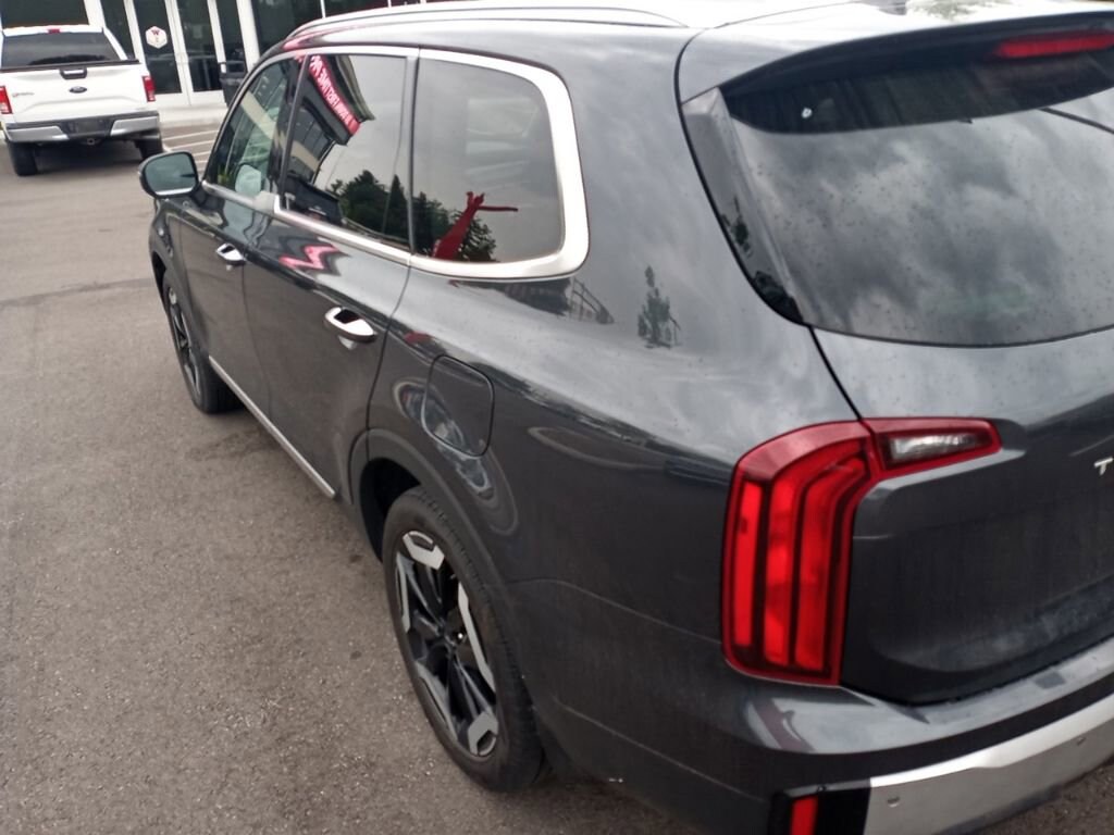 Used 2024 Kia Telluride