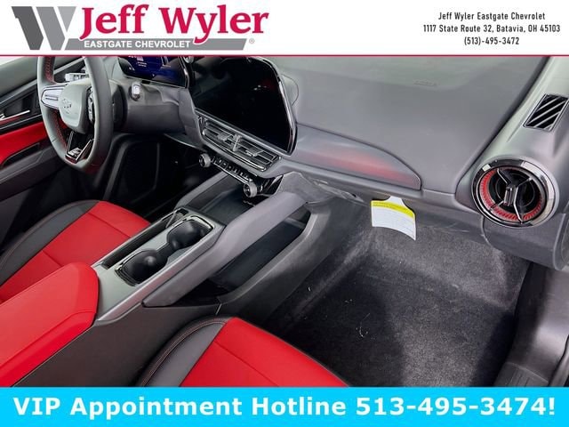 2025 Chevrolet Equinox EV RS - Photo 20