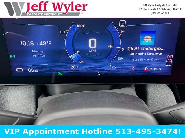 2025 Chevrolet Equinox EV RS - Photo 15