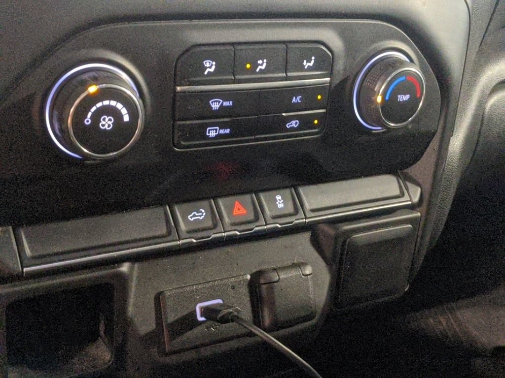 2019 Chevrolet Silverado 1500 Custom - Photo 17