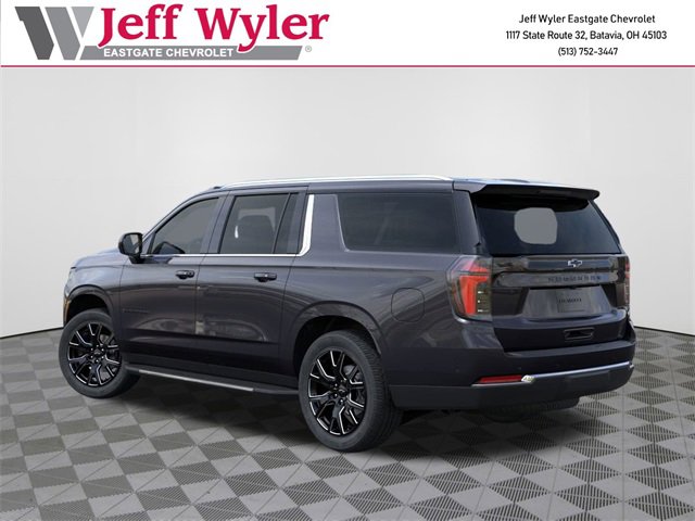 2026 Chevrolet Suburban LS photo 3