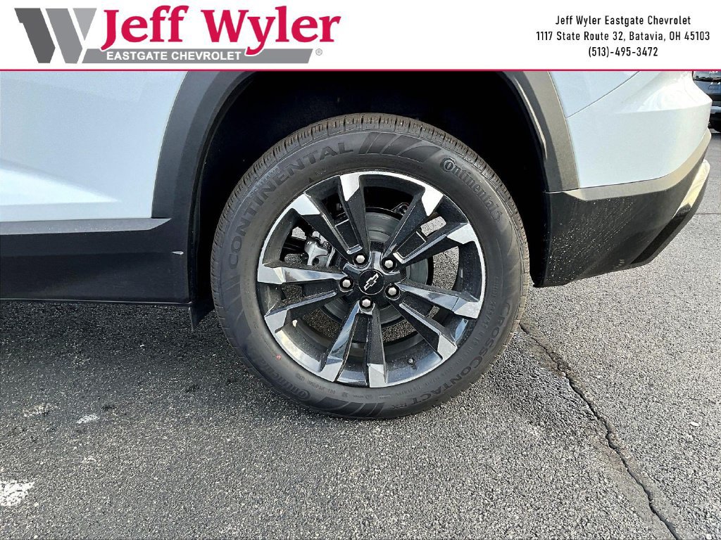 2027 Chevrolet Equinox RS - Photo 21