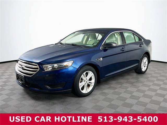 2016 Ford Taurus SE photo 2