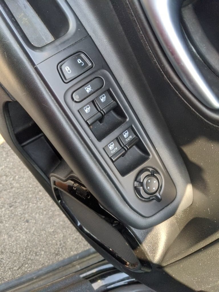 2017 Jeep Renegade Altitude Package - Photo 14