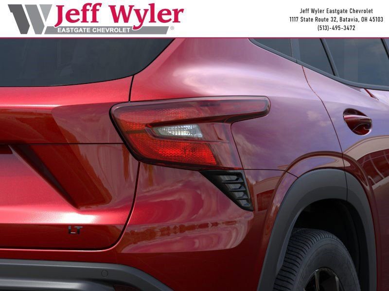 2026 Chevrolet Trax LT - Photo 11